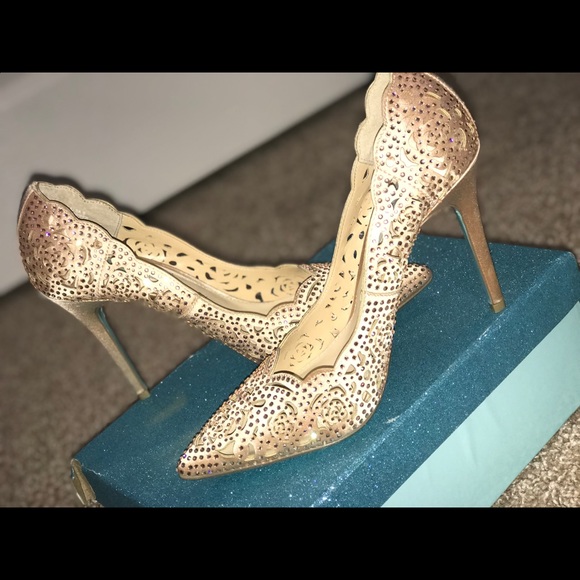 betsey johnson emili pump blush
